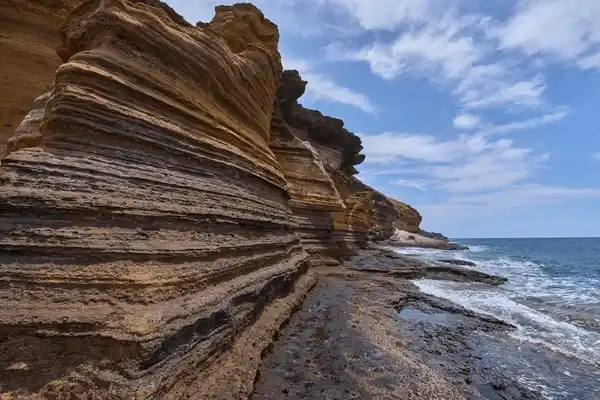 Montaña Amarilla Nature